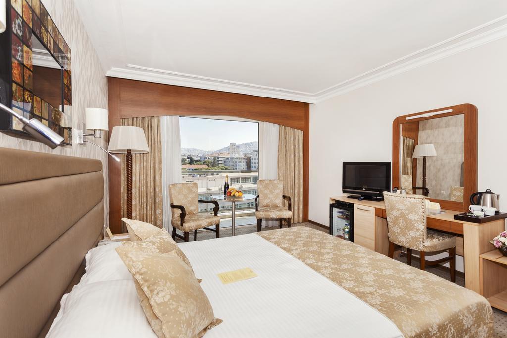 Izmir Palas Hotel חדר תמונה