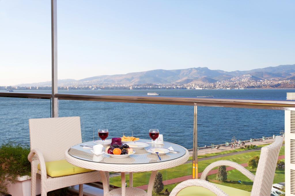 Izmir Palas Hotel מראה חיצוני תמונה